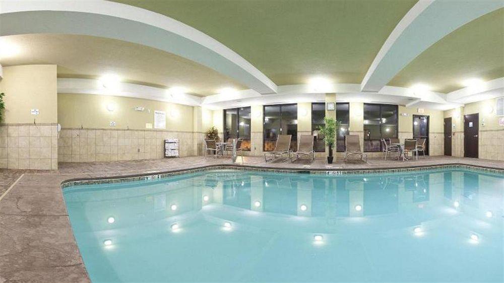 Holiday Inn Express Richfield By Ihg Exterior foto